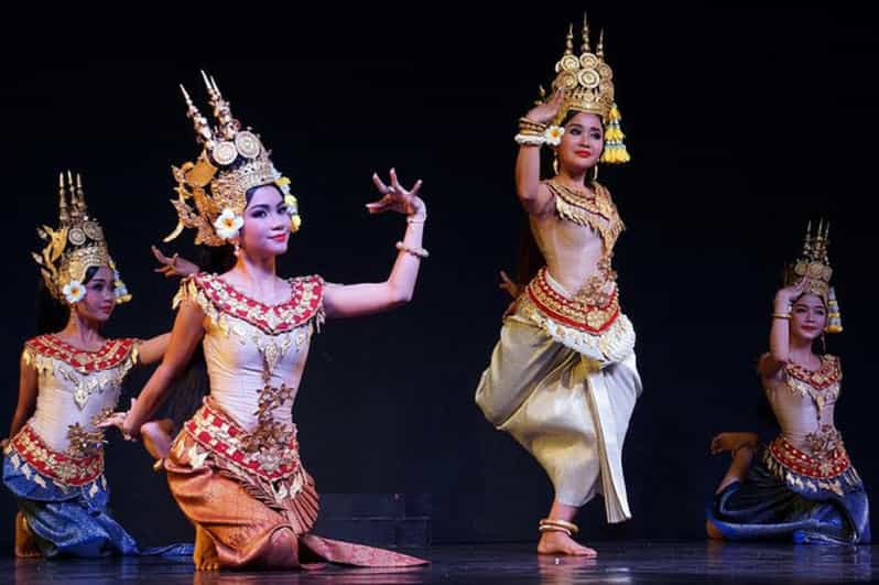 Siem Reap: Apsara Dance Show, Buffet Dinner, & Hotel Pickup - Buffet Dinner Highlights