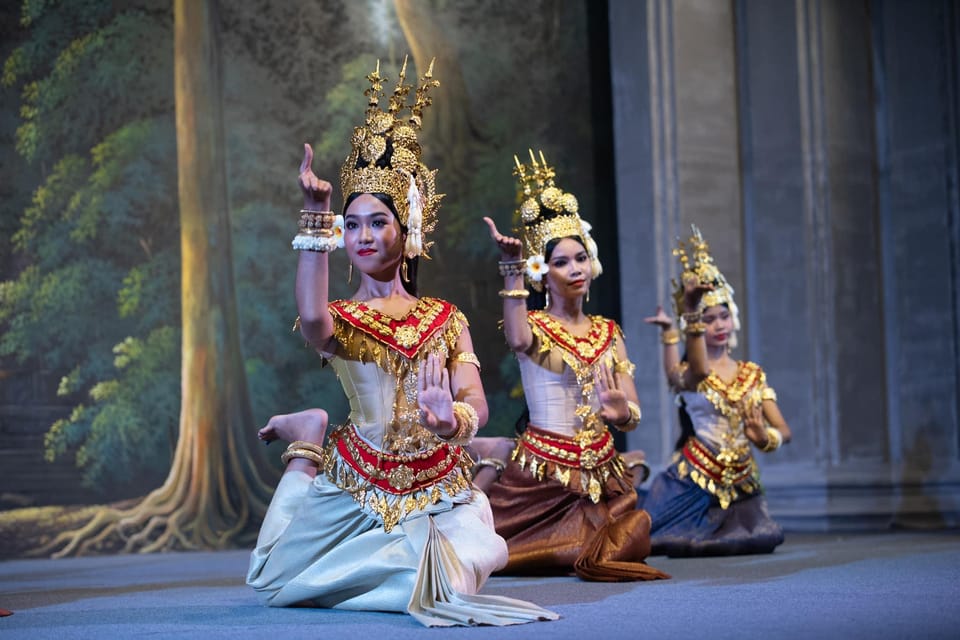 Siem Reap: Apsara Show Including Buffet Dinner/Hotel Pick up - Logistics and Transportation Details