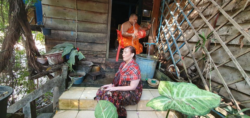 Siem Reap Cambodian Buddhist Water Blessing and Local Market - Itinerary Breakdown