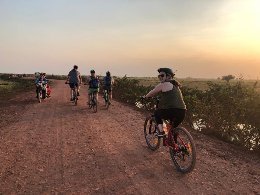 Siem Reap Half Day By Bicycle Sunset On The Bank Of Lake - Experience the Cambodian Countryside