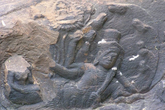 Siem Reap: Kbal Spean and Banteay Srey Temples Day Tour - Inclusions and Services