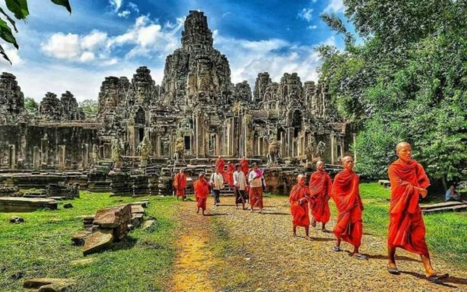 Siem Reap: Personalised Angkor Wat Sunrise Tour by Tuk-Tuk - Transportation and Logistics