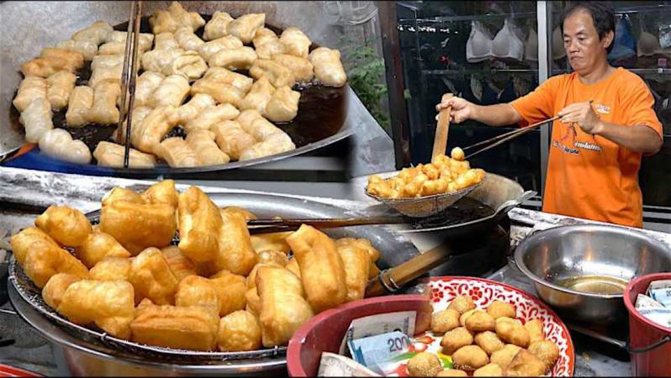 Siem Reap: Private Street Food Tour by Bus or Bike - Cambodian Cuisine Insights