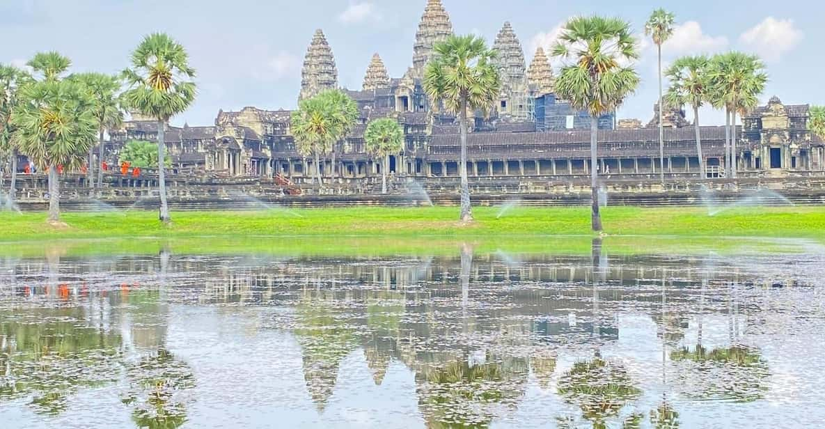 Siem Reap: Small Group Tour 1 Day at Angkor Wat - Transportation and Group Details