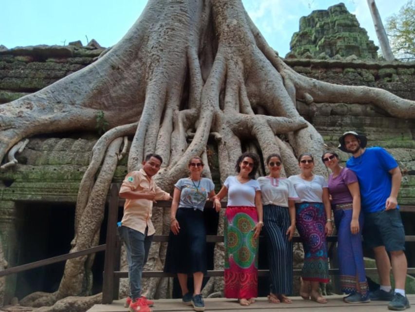 Siem Reap: Small Group Tour 1 Day at Angkor With Sunrise - Inclusions and Exclusions