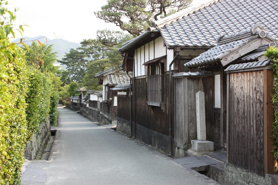 Sightseeing Bus Tour Happiness Tours on the Yamaguchi-go B - Key Attractions