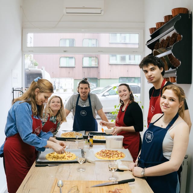 Slovenia: Belokranjska Pogača Cooking Class - Class Highlights