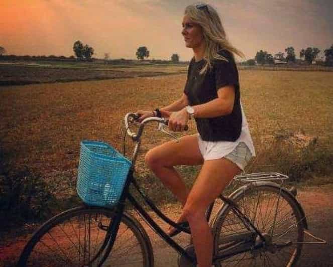 Small Group Countryside Sunset Bike Tours - Included Features