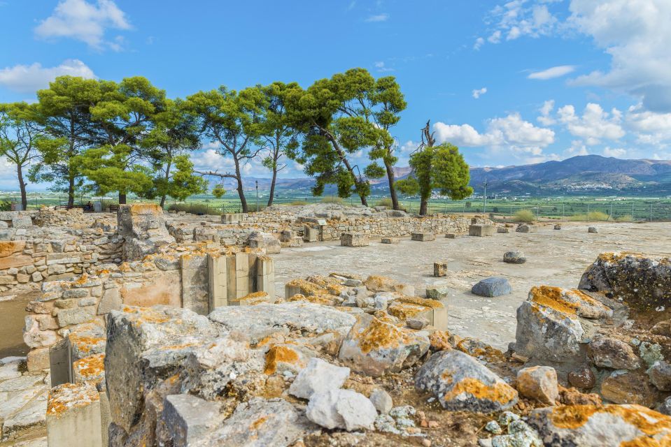 South Trip: Explore Faistos, Ag. Galini, Matala, Spili - Exploring Faistos Ancient Ruins