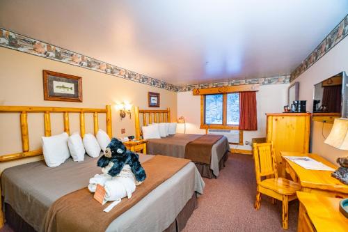 Spearfish Canyon Lodge - On-Site Dining