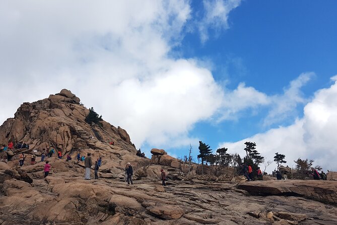 Special Private Tour Mt. Seorak, Gwongeum Fortress, Naksan Beach - Exploring Gwongeumseong Fortress