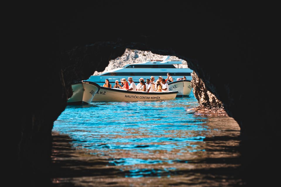 Split: Blue Cave and 5 Islands Tour - Blue Cave