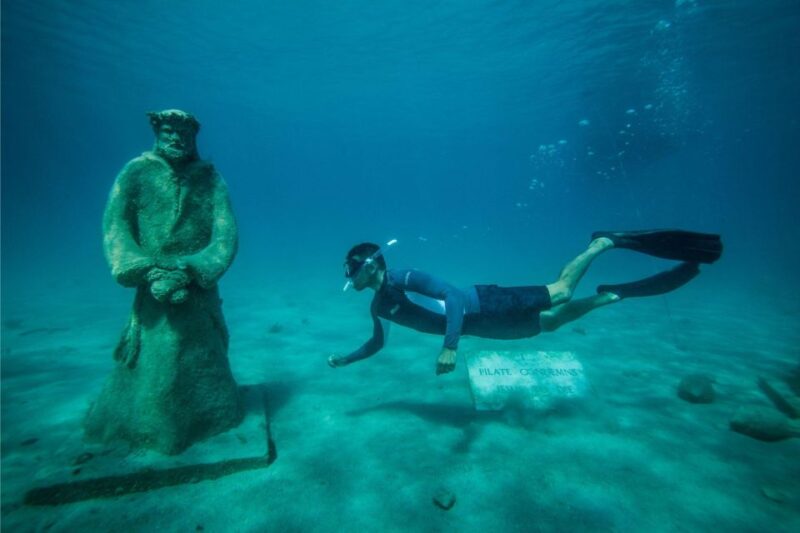 Split: Blue Lagoon Underwater Museum Tour - Onboard Amenities