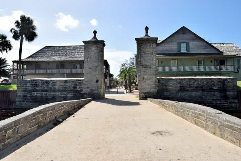 St. Augustine: Guided History Walking Tour - Historical Highlights