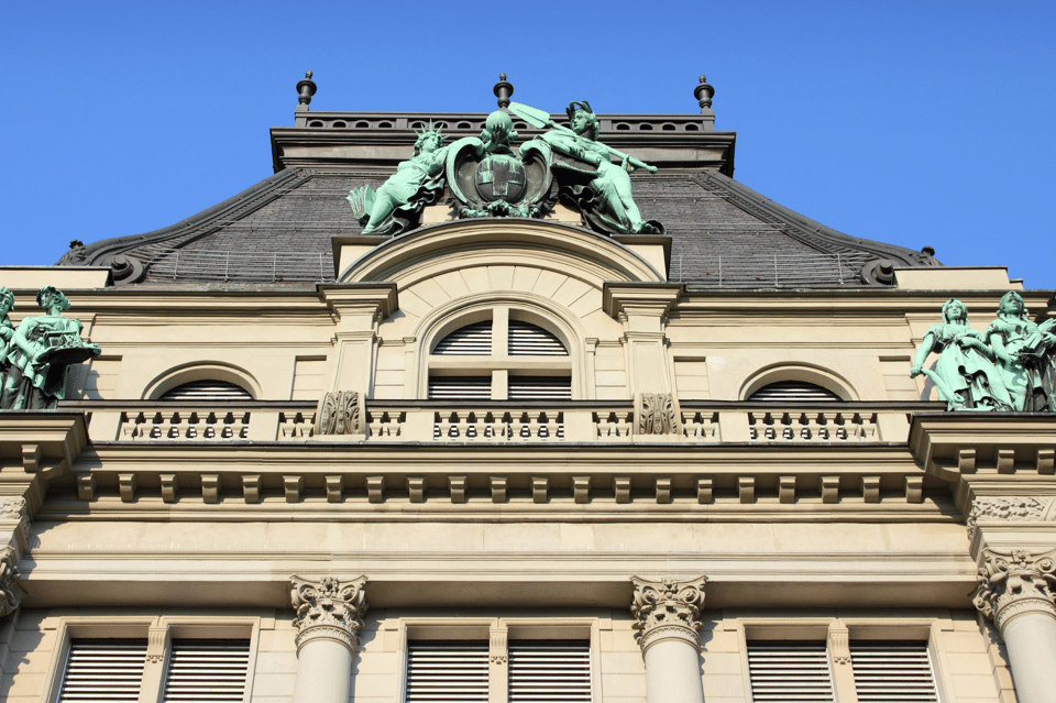 St.Gallen: First Discovery Walk and Reading Walking Tour - Key Tour Details