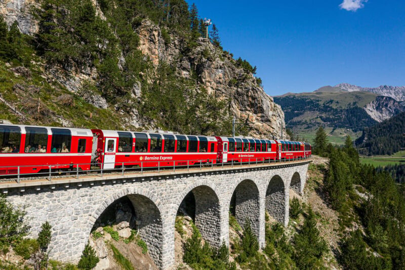 St. Moritz: Scenic Bernina Express Train To/From Poschiavo - Amenities and Accessibility