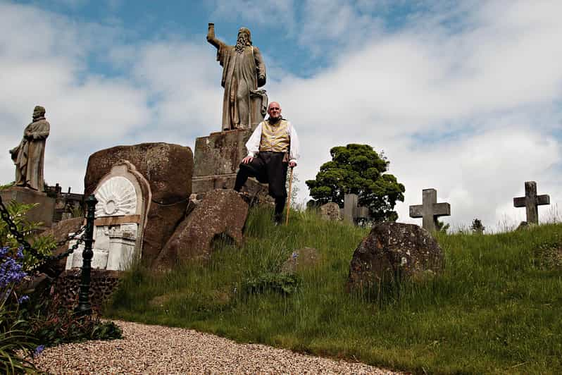 Stirling: Highlights of The Old Town Private Walking Tour - Notable Sights on the Tour