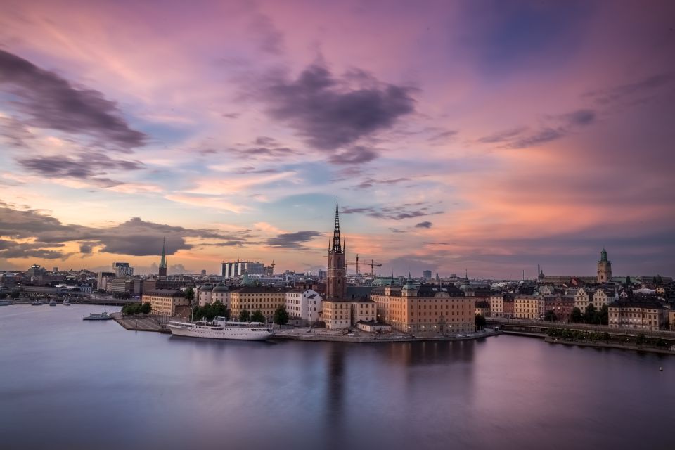 Stockholm: Capture the Most Photogenic Spots With a Local - Iconic Landmarks to Photograph