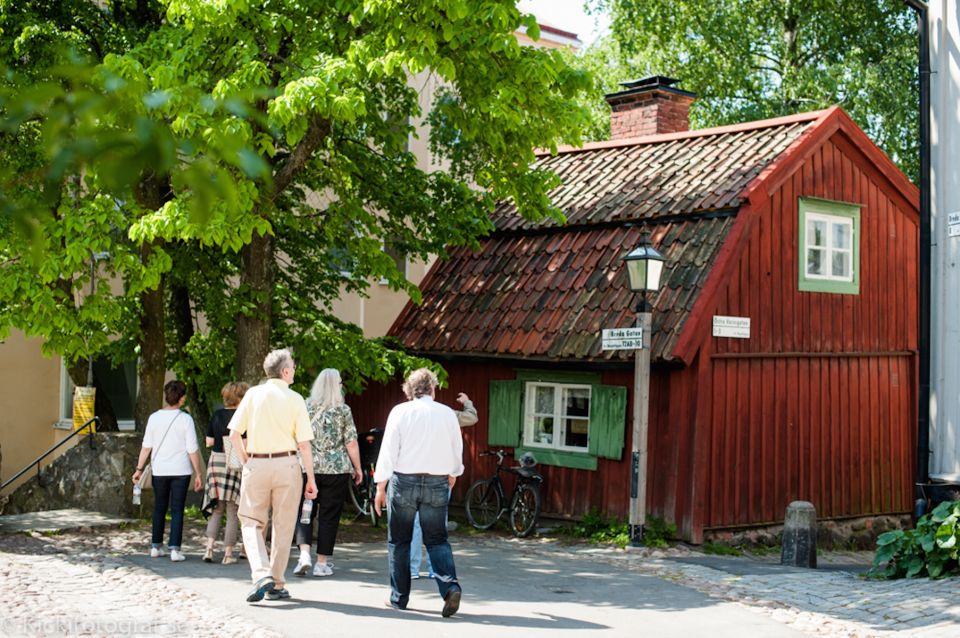 Stockholm: Delightful Djurgården Private Walking Tour - Visiting the Vasa Museum