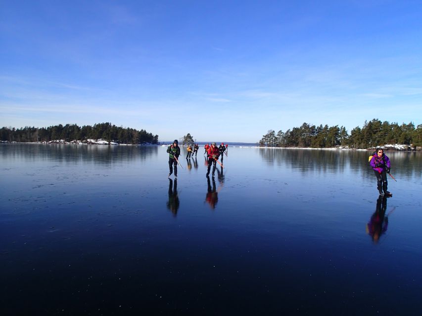 Stockholm: Ice Skating on Natural Ice - Meeting Point and Check-in