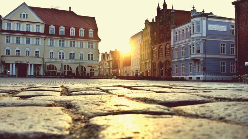 Stralsund Private Guided Walking Tour - Architectural Highlights
