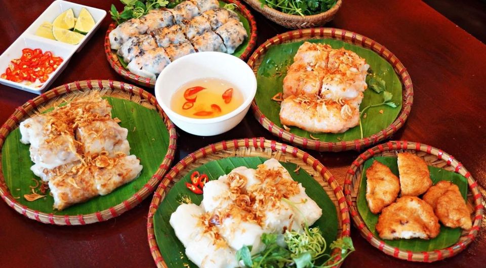 Street Food by Walking Tour for 3 Hours in Hanoi - Local Specialties