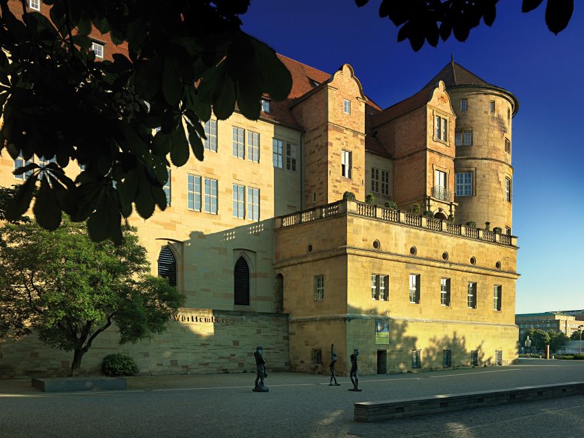 Stuttgart: Exclusive City Walk - Meeting Point and Accessibility