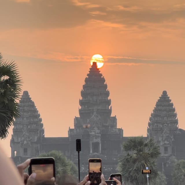 Sunrise at Angkor Wat Temple: 3-Hour Private Tour - Guide and Transportation