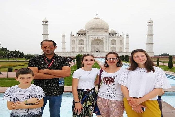 Taj Mahal and Agra Full Day Private Tour From Agra - Exploring the Taj Mahal