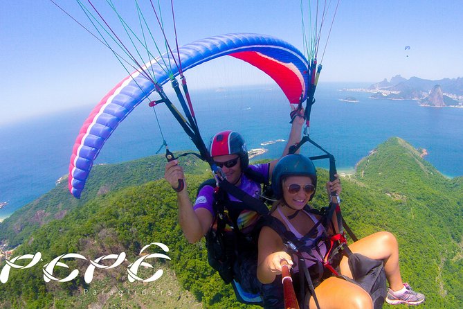 Tandem Paragliding Flight in Niterói - Take-off Locations and Landings