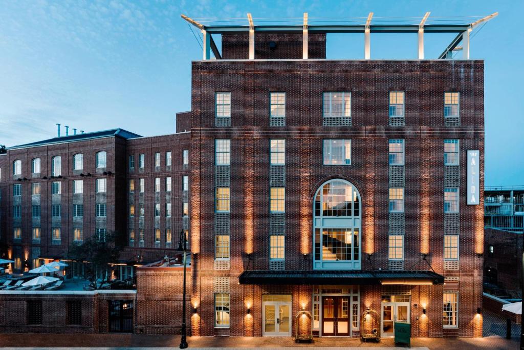 The Alida, Savannah, a Tribute Portfolio Hotel - Room Features and Amenities