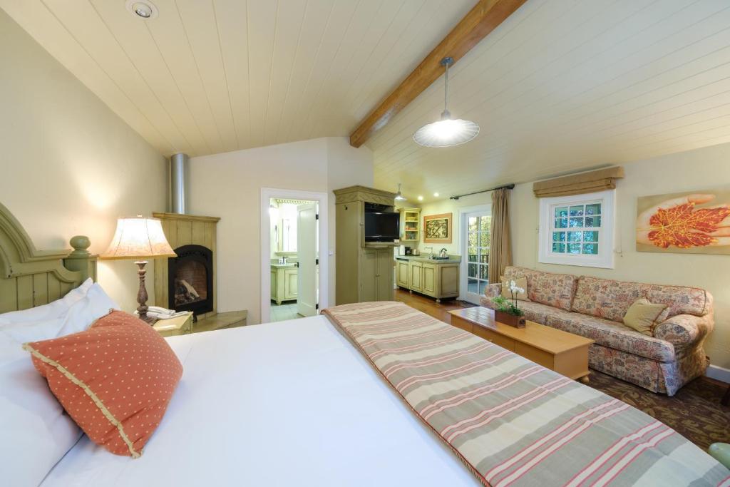 The Cottages of Napa Valley Review