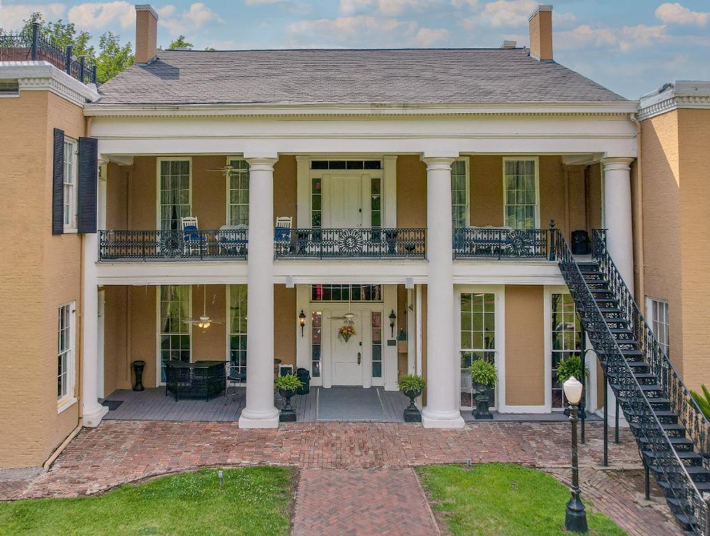 The Inn at Cedar Grove Review