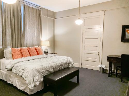 The Loft on the Square - Guest Experiences and Reviews