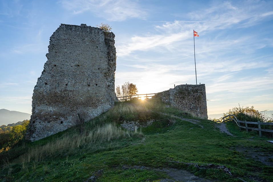 The Pearl of Lake Geneva 2days/1nights From Geneva - Yvoire: A Medieval Gem