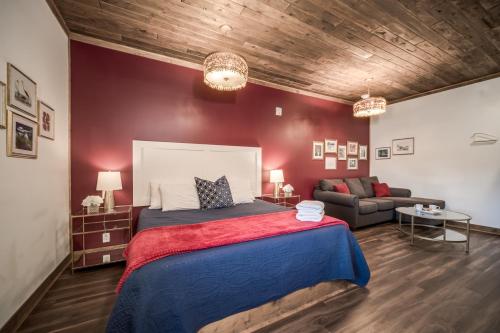 The Port of Prescott Boutique Hotel - Guest Experiences