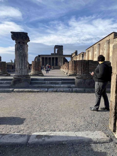 The Rise, Fall, and Rediscovery of Pompeii: An Audio Guide - Key Sites to Explore