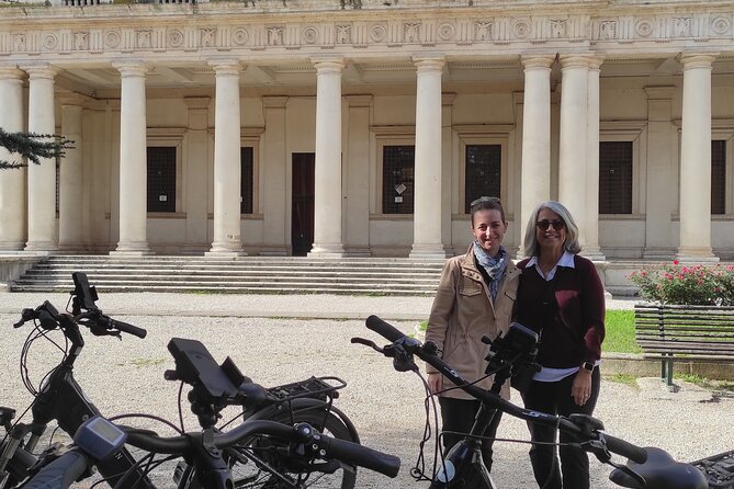 The Story of Vicenza: Guided Half-Day E-Bike Sightseeing Tour - Architectural Wonders of Vicenza