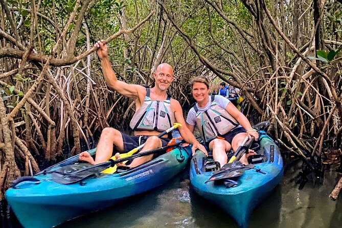 Thousand Islands Mangrove Tunnel & Bio Comb Jelly Sunset Tour - Meeting and Pickup