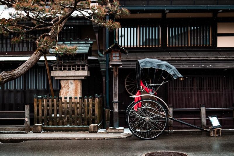 Timeless Takayama: A Walk Through History and Beauty - Key Historical Sites