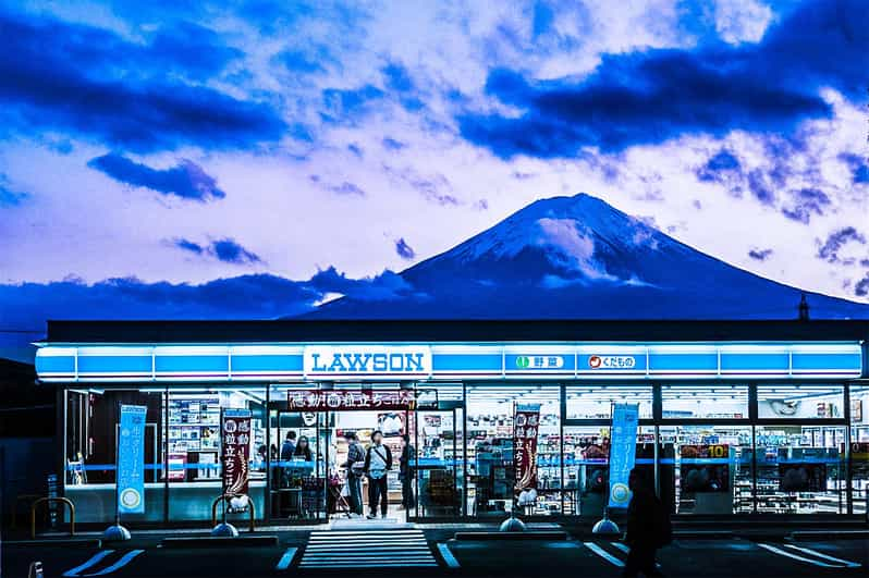 Tokyo: Mt. Fuji & Lake Kawaguchi Instagram Full Day Trip - Transportation Details