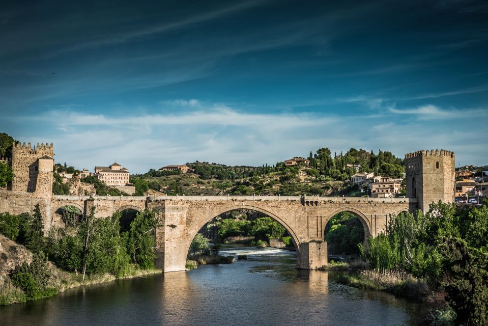 Toledo: History of the Three Cultures Guided Walking Tour - Experience Description