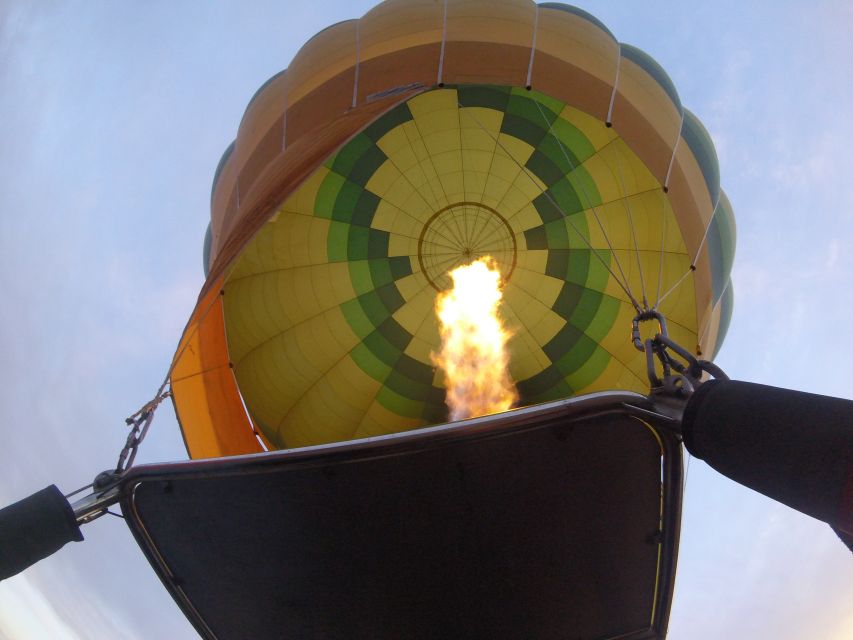 Toledo: Hot Air Balloon Ride With Spanish Breakfast - Scenic Views