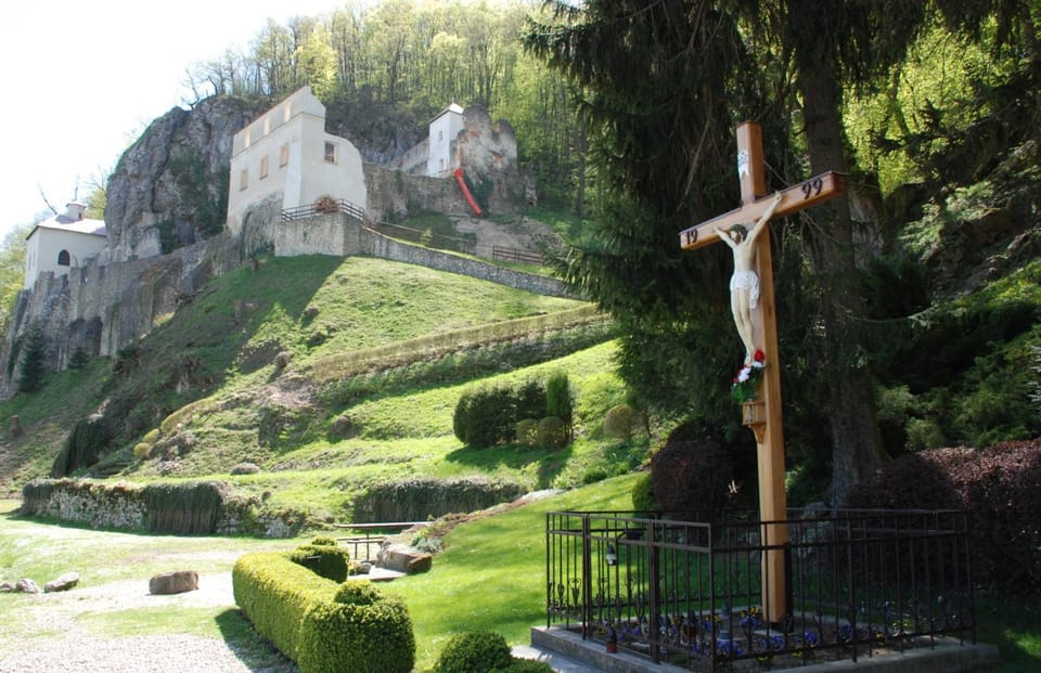 TOP of Slovakia: Trenčín, Skalka, Piešťany - From Bratislava - Transportation and Amenities