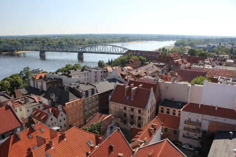 Torun Old Town Highlights Private Walking Tour - Itinerary Details
