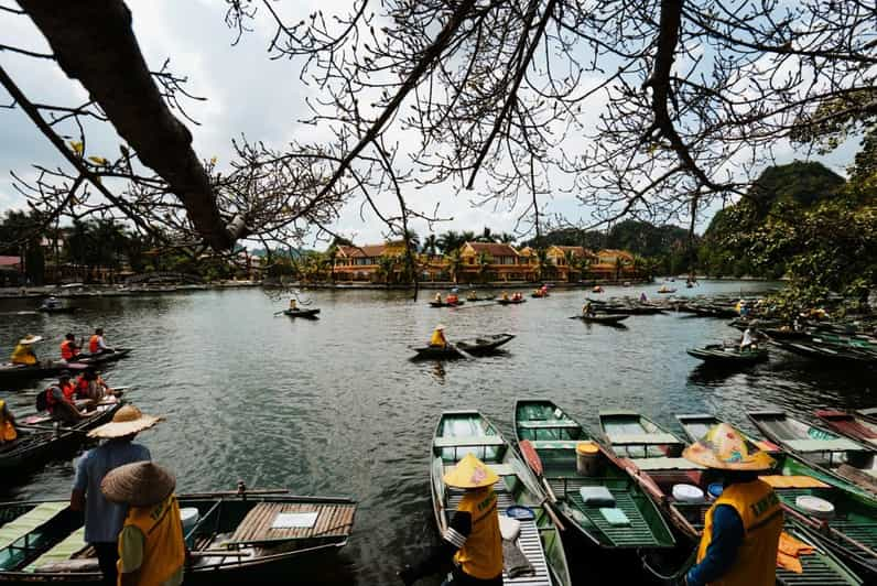 Tour Hoa Lu/Bai Dinh-Tam Coc- Biking-Bich Dong- Bird Valley - Pickup and Travel