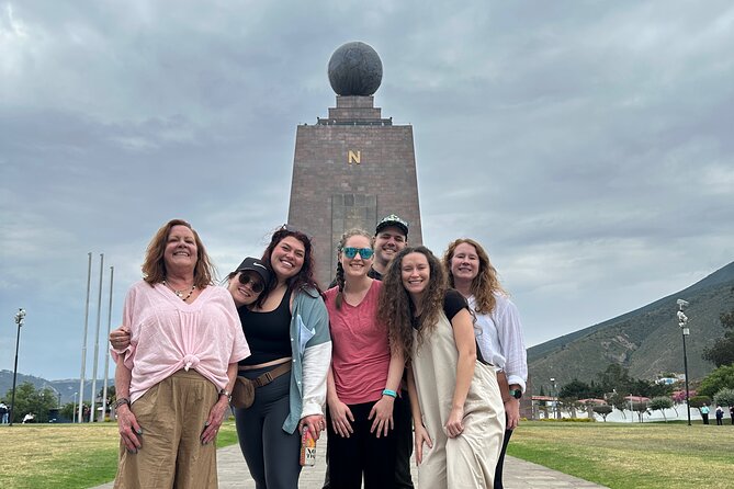 Tour in Quito, Middle of the World-Cable Car-Panecillo - Panecillo