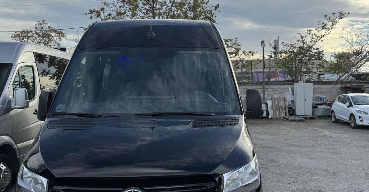 Transfer by Minibus Between Athens Airport & Piraeus Port - Vehicle Features and Amenities