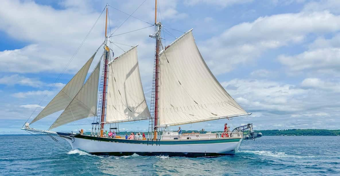 Traverse City: Evening Sail With Local Anishinaabe Guide - Guide and Educational Component