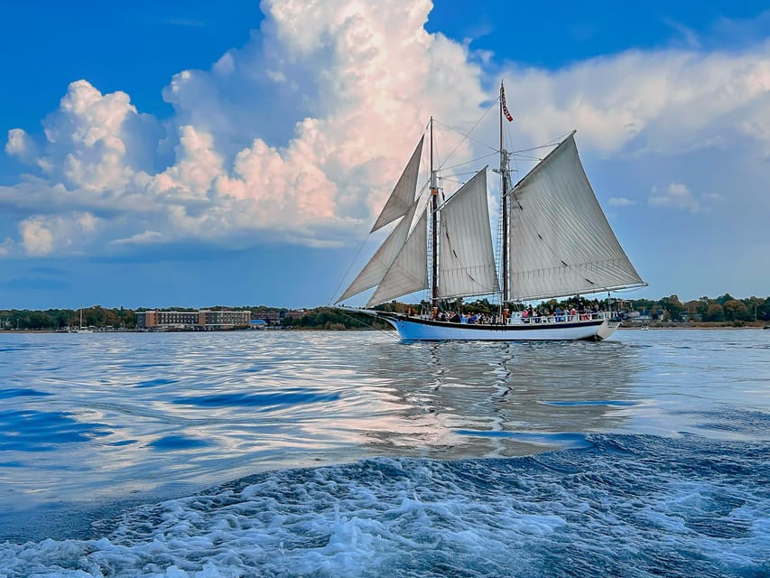 Traverse City: Fall Evening Sail on Tall Ship Manitou - Sailing Experience